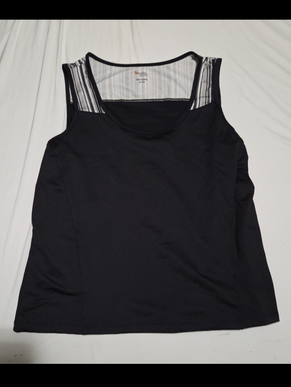 Bold spirit Women's XL black striped athletic top #17